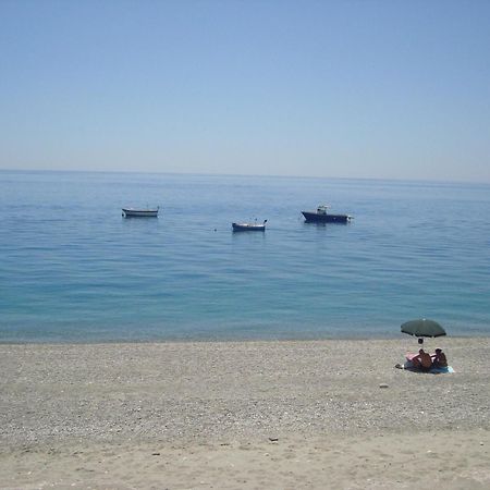 B&B Nereidi Melito Di Porto Salvo Buitenkant foto
