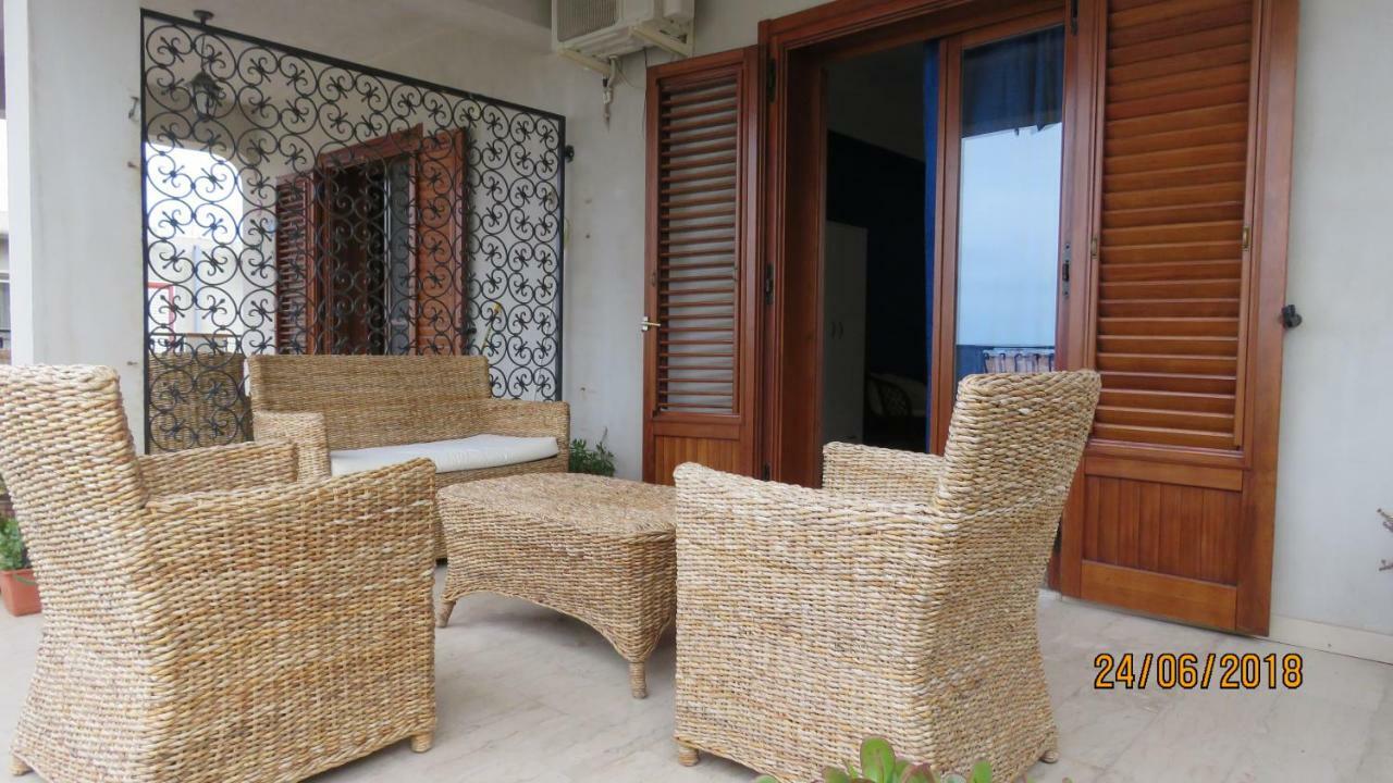 B&B Nereidi Melito Di Porto Salvo Buitenkant foto